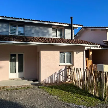 Entre L'ocean, Le Lac Et Les Pins, Maison Agreable Au Calme A Mimizan Plage * Aureilhan (Landes)